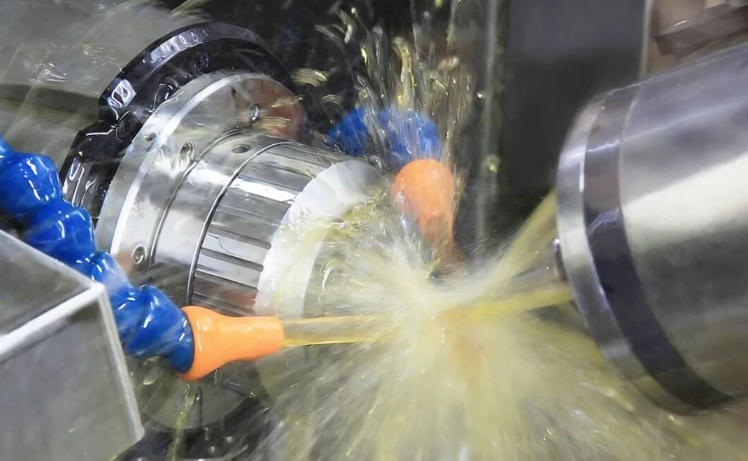 【应用案例】保障工件性能：金属加工冷却系统稳定运行方案